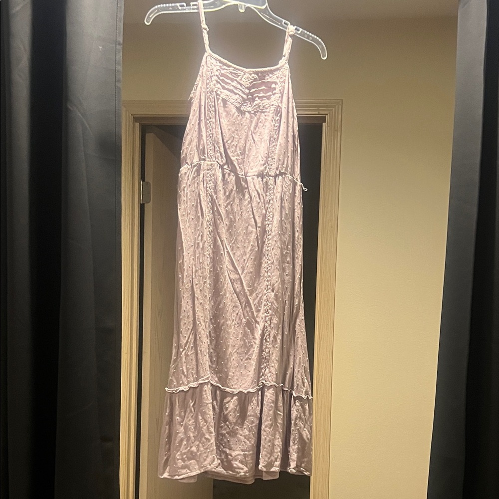 Elegant Lavender Sleeveless Dress